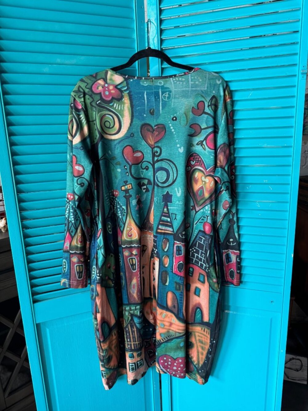 Emery Rose Plus Size Heart/Castle Print Dress - Picture 3 of 5